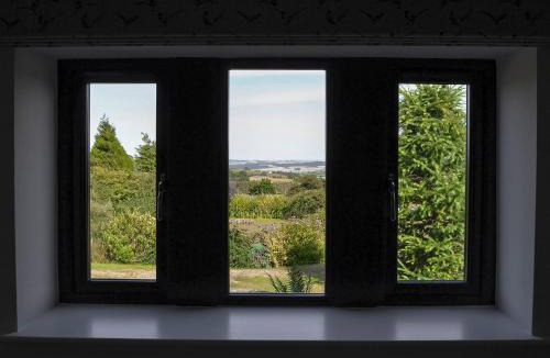 Grange Moor House | Bellhouse Croft