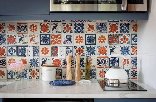 Bellingham House | Bellingham Treehouse w/Waterfall, View, & Hot Tub