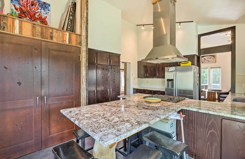 Bellingham House | Bellingham Vacation Rental w/Private Deck