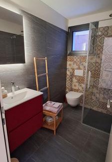 Bellinzona Bed & Breakfast | Bellinzona, bed & breakfast di D, alloggio in casa privata con accesso privato con colazione