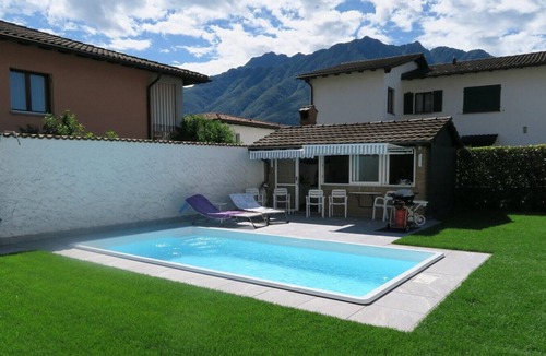 Monte Carasso Apartment | Bellinzona by the Pool - Ca dal Virgi Swisshomebnb