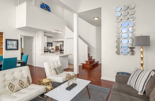 Belltown Condo | Belltown Penthouse 2BR/2.5BTH Walk Downtown