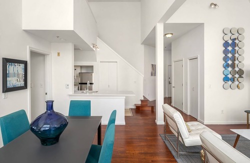 Belltown Condo | Belltown Penthouse 2BR/2.5BTH Walk Downtown