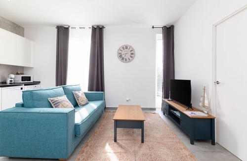 Arrancapins Apartment | Belmar Apartments 4. WiFi + A/C + 6 Pax