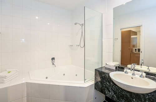 Geelong Hotel | Belmercer Motel