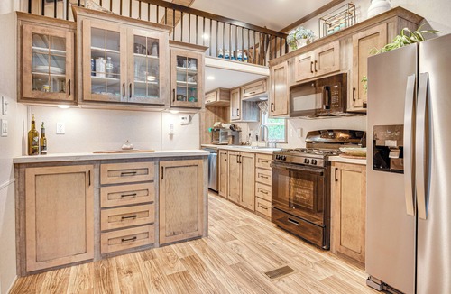 Lochmere Cabin | Belmont Lakehouse w/Sandy Beach & Boating!