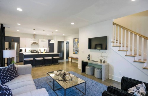 Hillsboro Village House | Belmont Luxe | Walk to Hillsboro, Belmont & 12 So