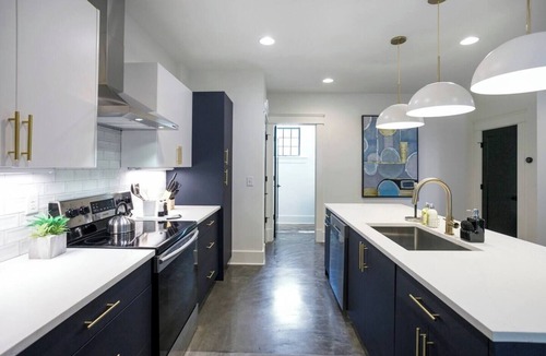 Hillsboro Village House | Belmont Luxe | Walk to Hillsboro, Belmont & 12 So