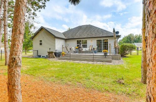 Beloit House | Beloit Home w/Deck: 3 Mi to Health System Campus