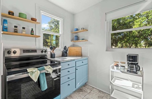 San Marco House | Belote Place Bungalow | Team Joseph Ellen
