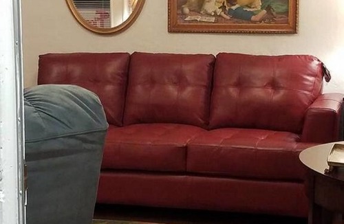 Llano Bed & Breakfast | Below Apartment At Flossie's Corner