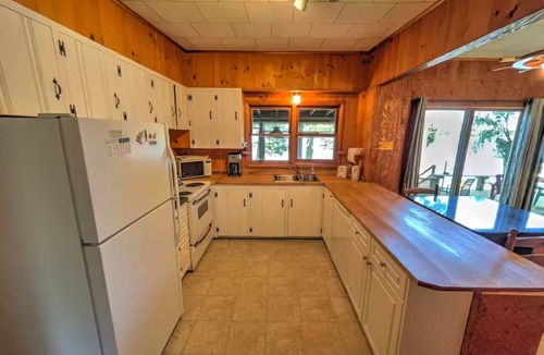 Rideau Lakes Cottage | Belsize Cottage, Upper Rideau Lake