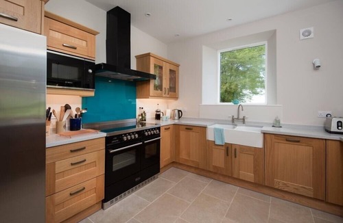Kirkcudbright Cottage | BELTIE LODGE, pet friendly, with open fire in Borgue
