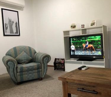 East Wangaratta Cabin | Beltie Park Homestead