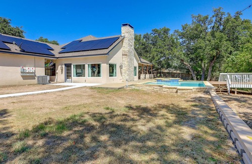 Belton House | Belton Home w/ Pool + Deck - Walk to Lake Beach!
