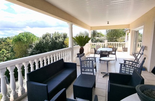 Ayguesvives Apartment | Belvédère du Midi vue des Côteaux et Pyrénées, Canal du Midi