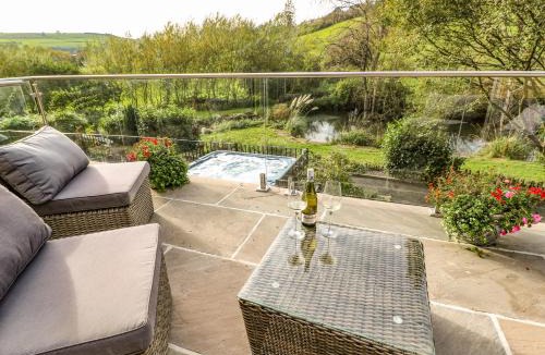 Halifax House | Belvedere Farm