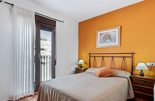 Gudar Apartment | Belvilla by OYO Apartment in Gudar