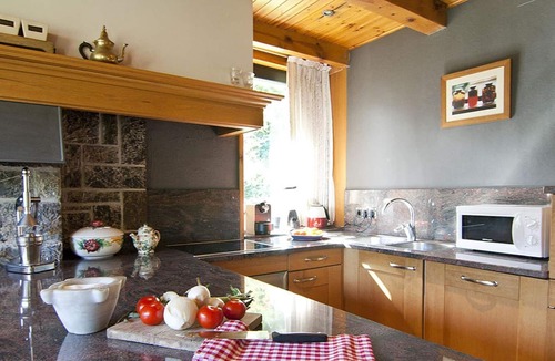 Vielha Villa | Belvilla by OYO Casa Lola 12