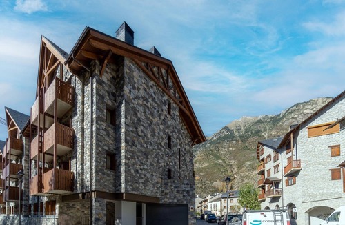 Benasque Apartment | Belvilla by OYO Nice apartment in Benasque