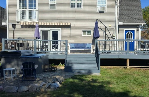 Bemus Point House | Bemus-HOT TUB-Fire Pit-Pets OK-1 Block to Lake