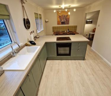 Cairndow Apartment | Ben Arthur Apartment