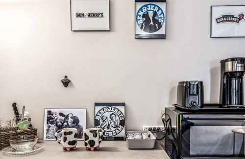 Bridgewater Apartment | Ben & Jerry’s Studio | 10 Min to Killington