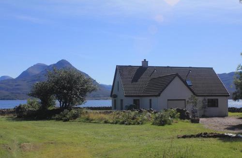 Achnasheen House | Ben View