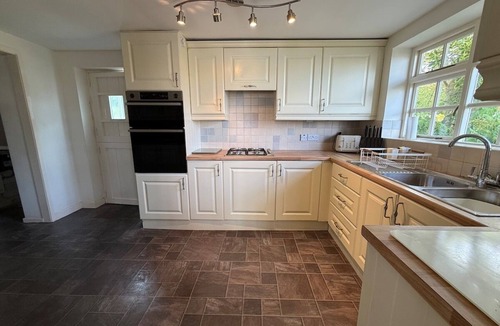 Henryd House | Benarth Lodge a charming unique hideaway in Conwy