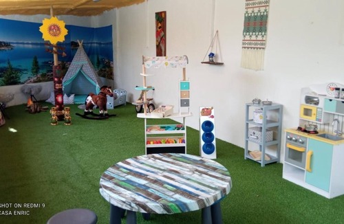Deltebre Villa | Benasha House with playground room