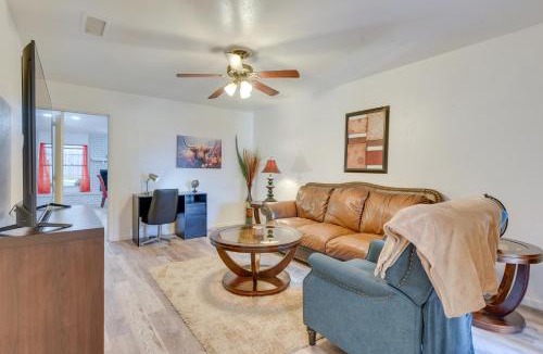 Fort Worth Apartment | Benbrook Vacation Rental with Yard Near Fort Worth!