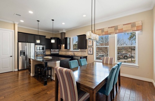Georgetown House | Bend in the River - Gorgeous 4-Level Brownstone with Rooftop Views