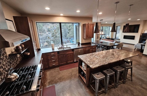 Awbrey Butte House | Bend River Retreat