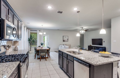 Benbrook House | Bendale Bliss in Benbrook
