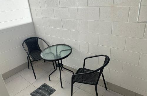 Golden Square Hotel | BENDIGO HIGH ST MOTEL - KING Beds