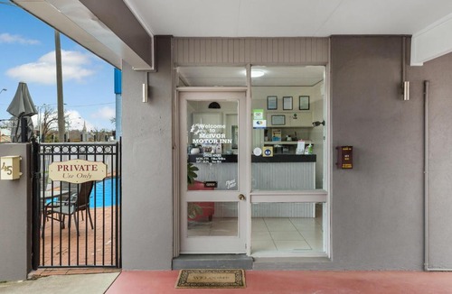 East Bendigo Hotel | Bendigo McIvor Motor Inn