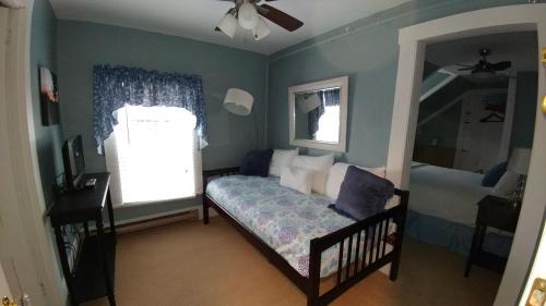 Jaffrey Hotel | Benjamin Prescott Inn