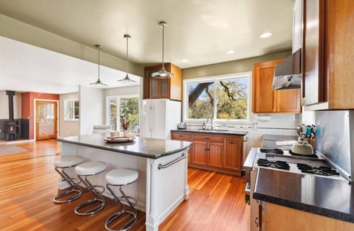Santa Rosa House | Bennett Valley Eden - 3 homes with Hot Tub & Tastings Included