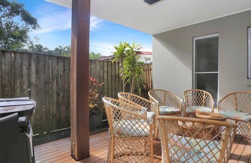 Hawks Nest House | Bennett’s Beach Townhouse