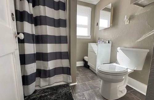 Muncie House | Benny B Charming 2 Bedroom house bunk/game room close to Ball State University
