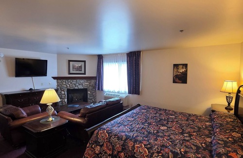 Colville Hotel | Benny's Colville Inn