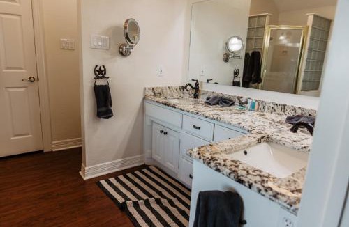 Springtown Villa | Bent Creek Lodge