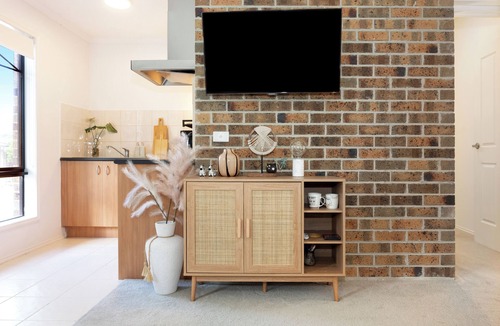 Bentleigh House | Bentleigh Cozy Private 1BR – 5min Train & CafesShops