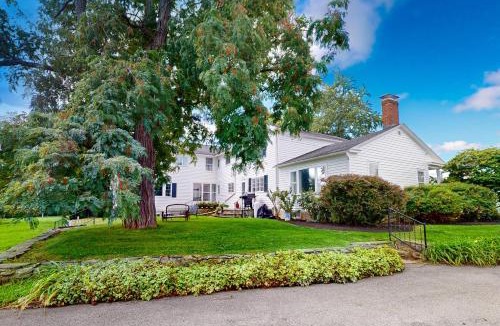 Town of Benton House | Benton Farmhouse