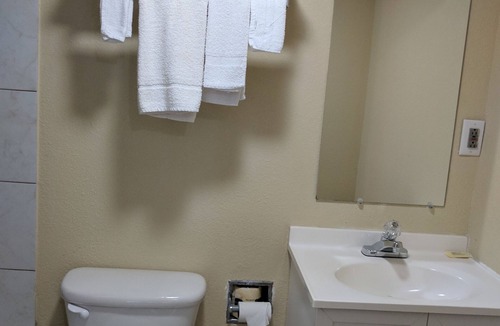 Benton Hotel | Benton Inn