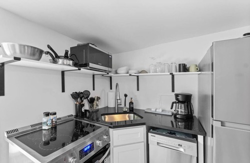 Benton Park Apartment | Benton Park Charmer - 3N