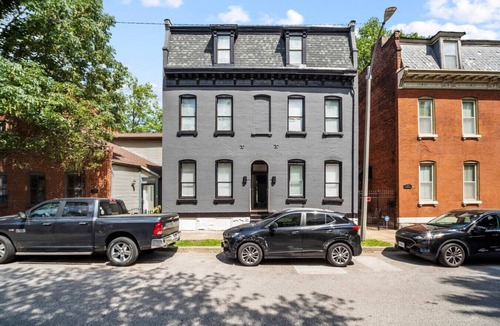Benton Park Apartment | Benton Park Escape - 2N