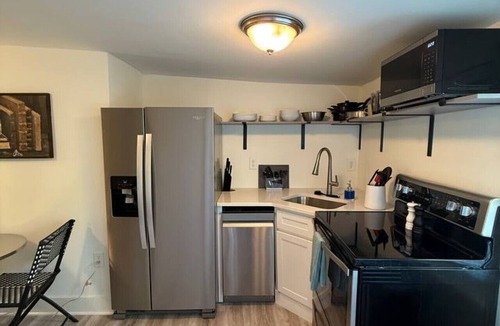 Benton Park Apartment | Benton Park Gem - 3S