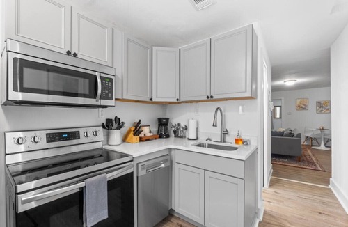Benton Park Apartment | Benton Park Retreat - 2S