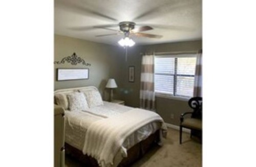 Maysville House | Bentonville area Beautiful Lakefront Property